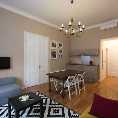Apartments Downtown Загреб Екстериор снимка