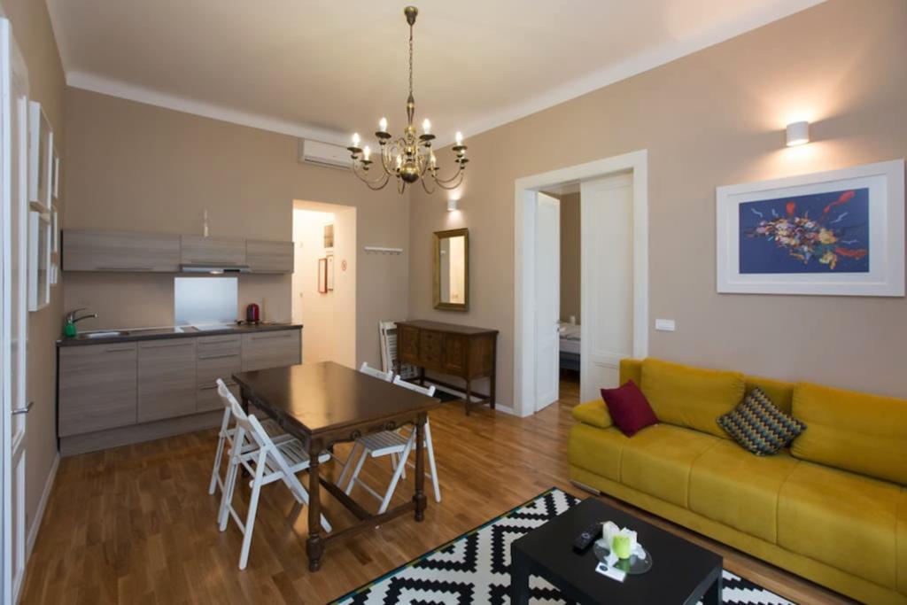 Apartments Downtown Загреб Екстериор снимка