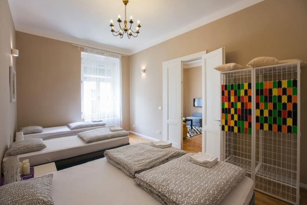 Apartments Downtown Загреб Екстериор снимка